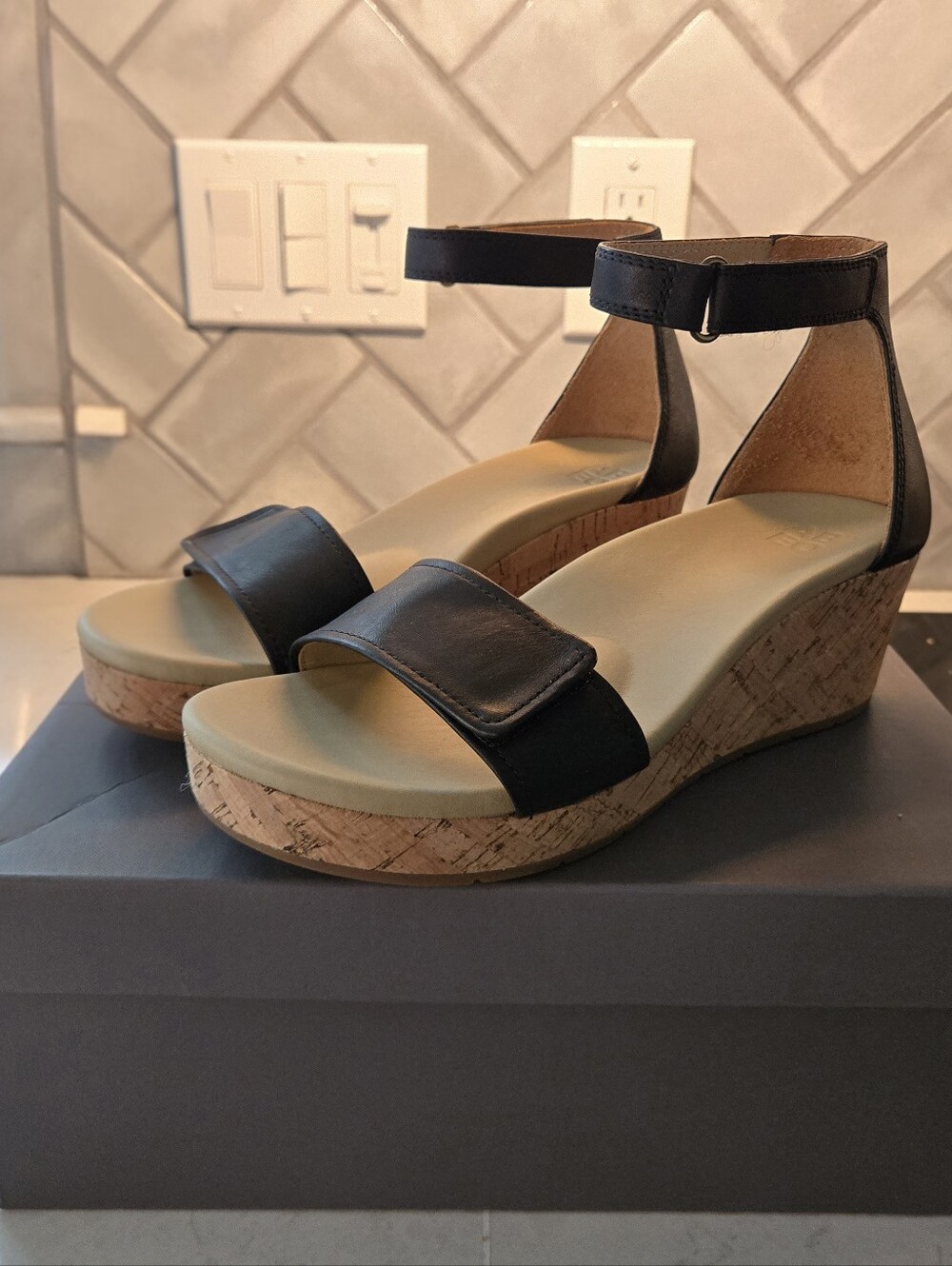 Abeo Riviera Sandal - Picture 7 of 7